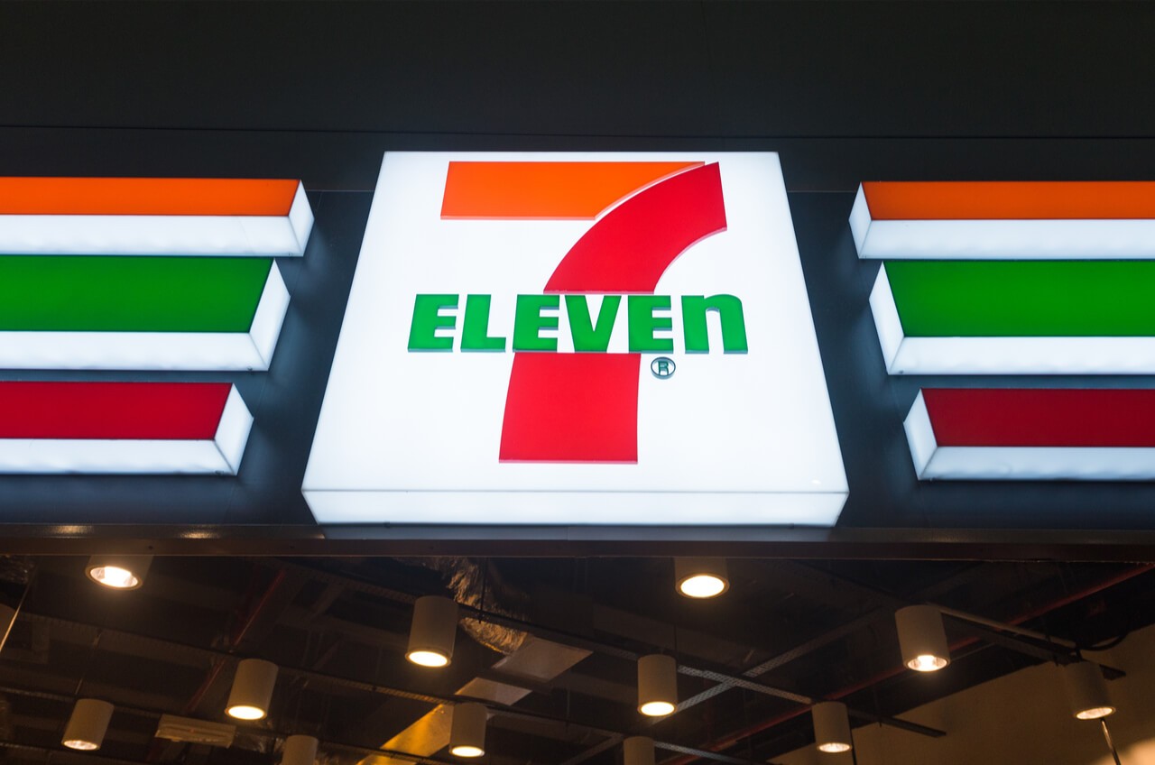 7-Eleven sign