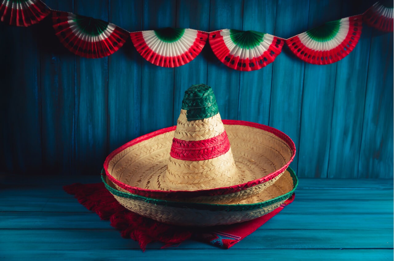 Sombreros and streamers