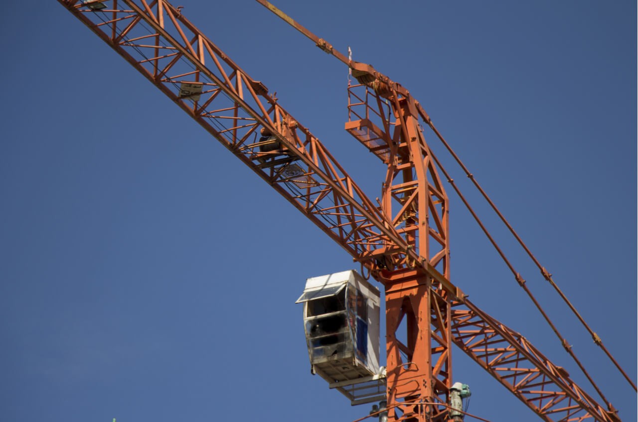 tower construction crane